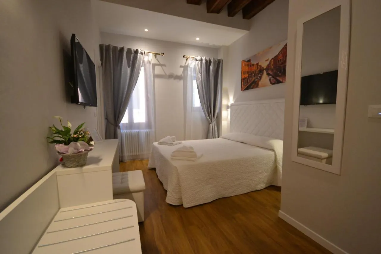 Ca' Giusta Hotel Venice Guest house