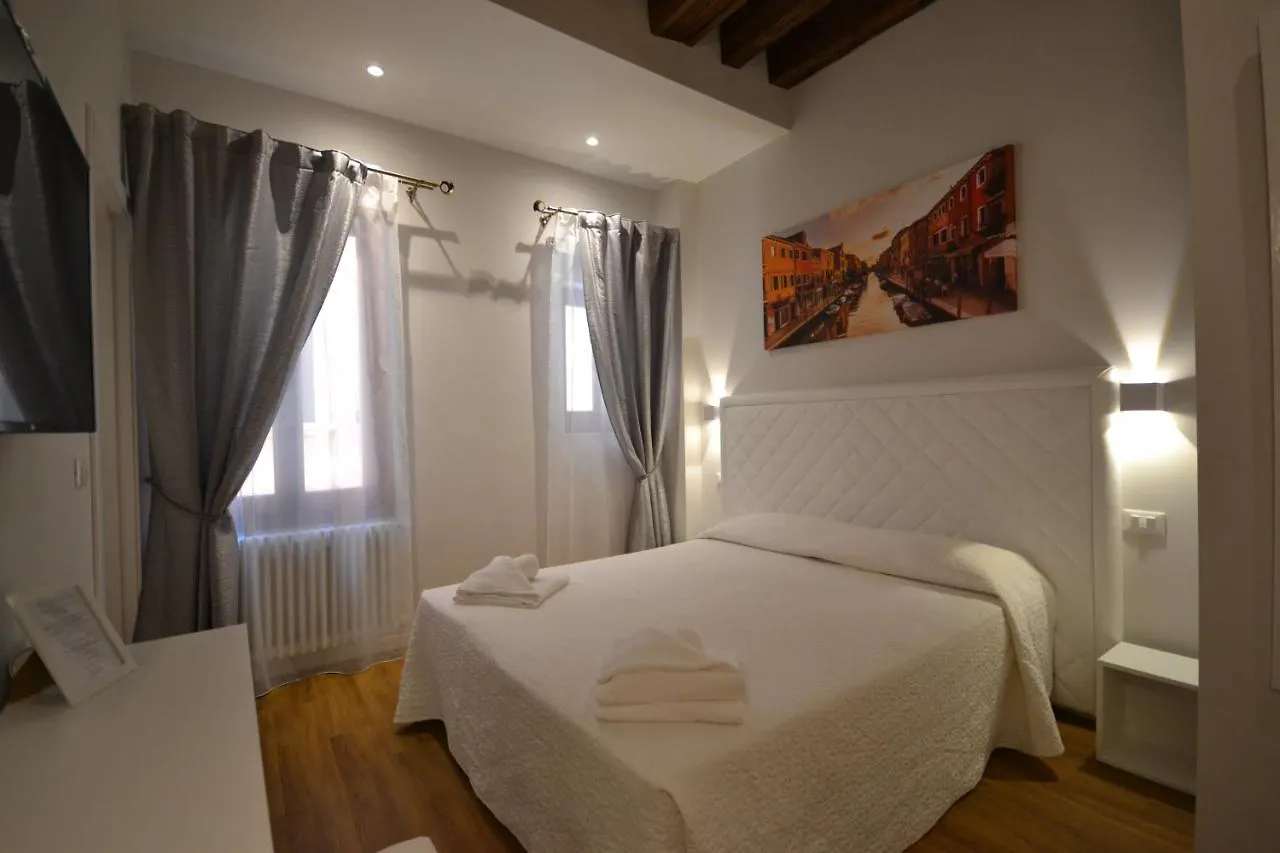 ** Guest house Ca' Giusta Hotel Venice Italy