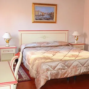 2* Casa de hóspedes Holidays