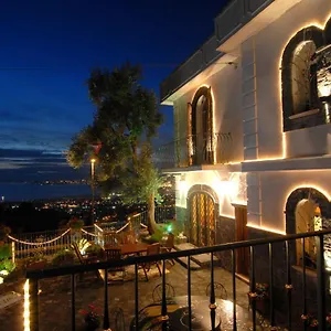 ** Bed & Breakfast La Dimora Le Fumarole Italy